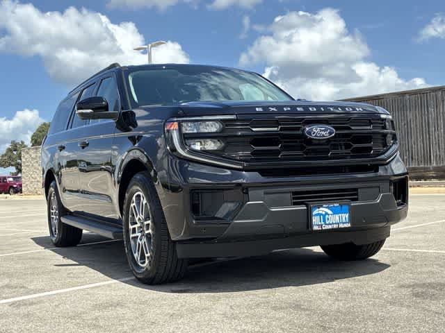 Used 2026 Ford Expedition Max Active RWD image 10