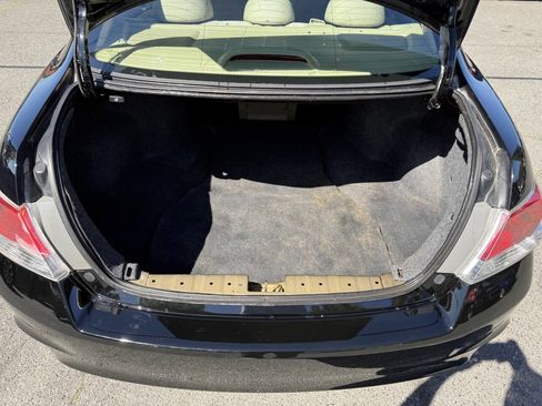 Used 2012 Honda Accord LX image 12