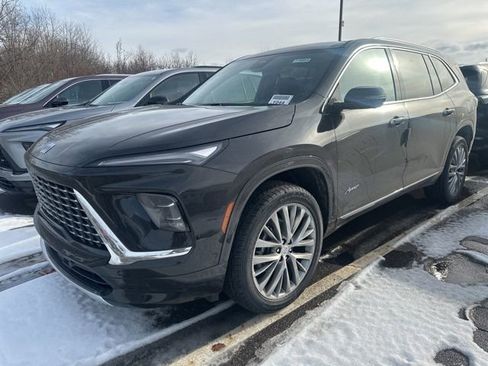 New 2026 Buick Enclave Avenir w/ Super Cruise Package image 9