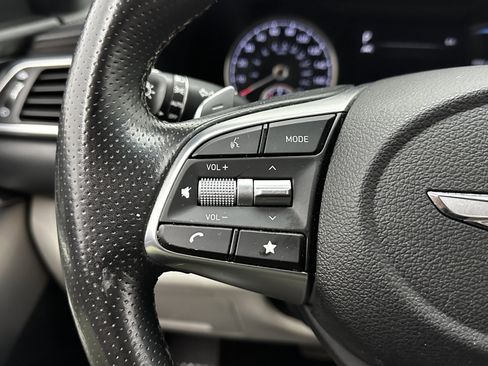 Used 2022 Genesis G70 3.3T image 22