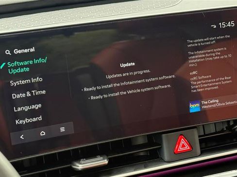 Used 2025 Kia Carnival SX Prestige FWD image 34