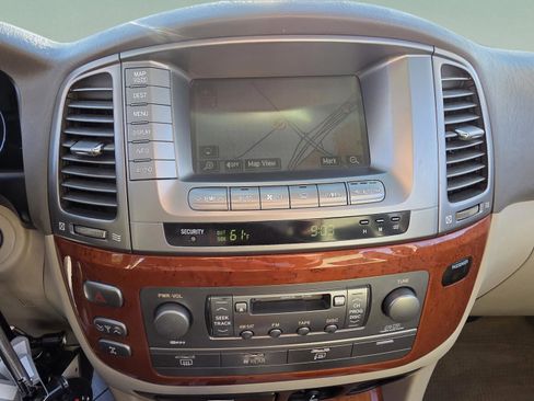 Used 2007 Lexus LX 470 4WD image 21