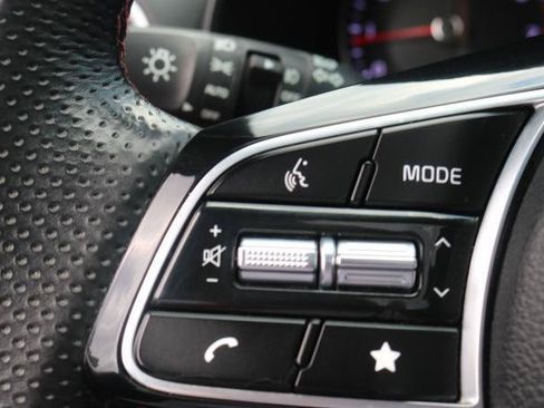 Used 2022 Kia Forte GT FWD image 9