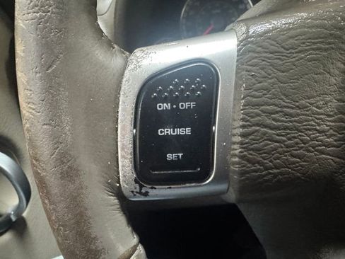 Used 2005 Jeep Liberty Limited AWD/4WD image 18