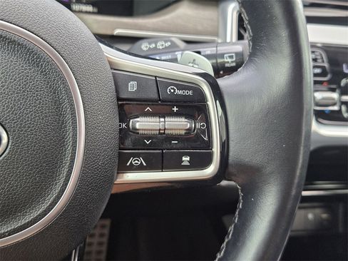 Used 2021 Kia Sorento SX Prestige image 28