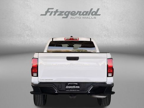 Used 2024 Chevrolet Colorado W/T AWD/4WD image 8