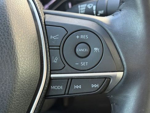 Certified 2022 Toyota Camry XLE image 27