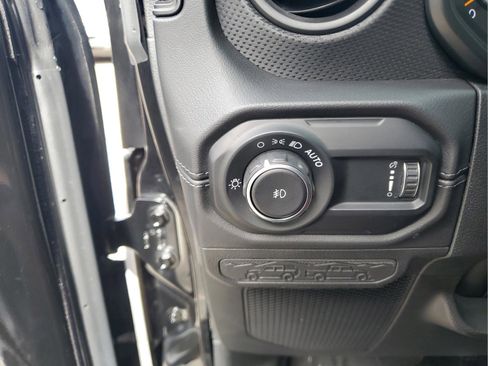 Used 2024 Jeep Wrangler Rubicon 392 image 26