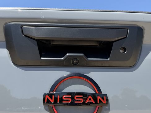 Used 2024 Nissan Frontier PRO-4X w/ Off-Road Protection Package AWD/4WD image 8