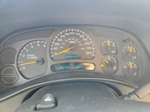 Used 2005 Chevrolet Avalanche LT w/ Preferred Equipment Group image 23