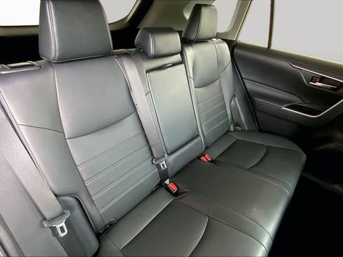 Used 2024 Toyota RAV4 XLE Premium AWD/4WD image 20