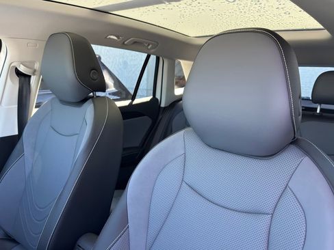 New 2026 Volkswagen Tiguan SE FWD image 12