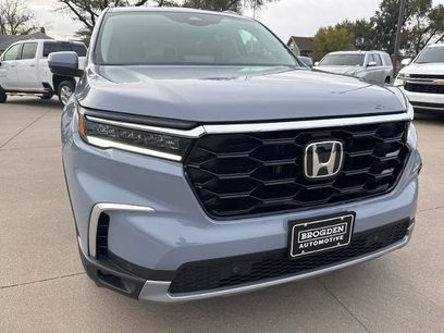New 2025 Honda Pilot Touring