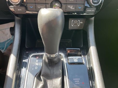 Used 2025 Jeep Compass Limited AWD/4WD image 47