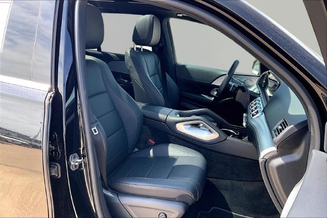 Used 2025 Mercedes-Benz GLE 350 4MATIC image 7