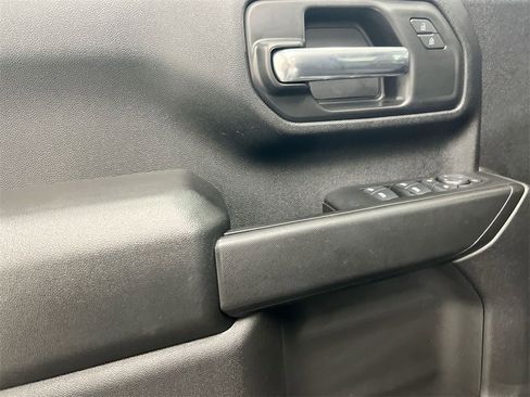 Used 2025 Chevrolet Silverado 2500 Custom w/ Custom Value Package image 20