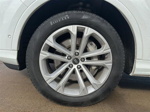 Used 2025 Audi Q7 3.0T Premium Plus image 16