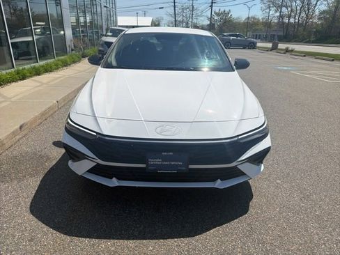 Used 2026 Hyundai Elantra Sport FWD image 2