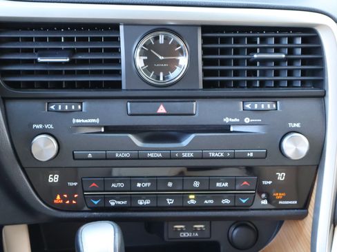 Used 2021 Lexus RX 450hL AWD w/ Premium Package image 21