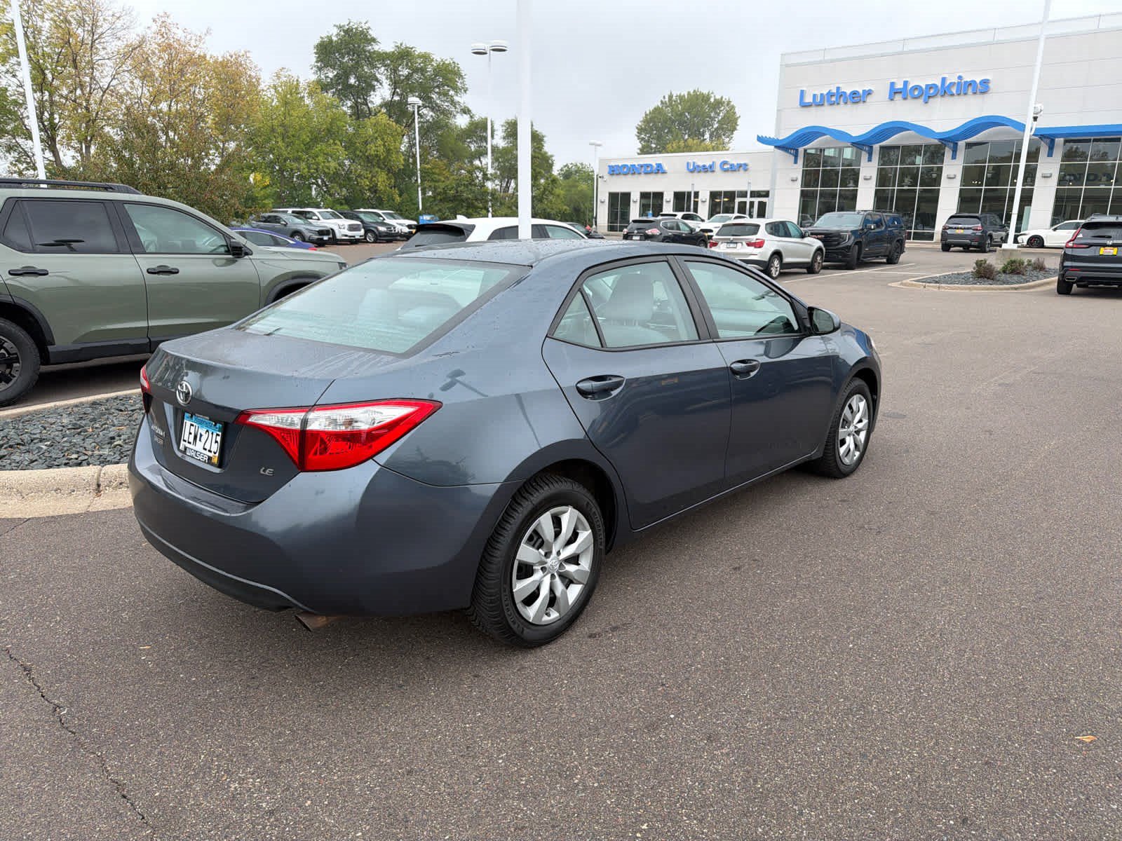 Used 2014 Toyota Corolla LE FWD image 5