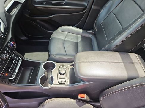 Used 2018 GMC Terrain SLT w/ Preferred Package AWD/4WD image 26