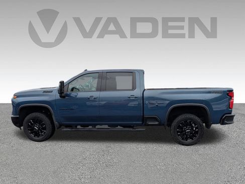 Used 2025 Chevrolet Silverado 2500 LTZ w/ LTZ Plus Package AWD/4WD image 27