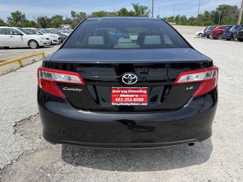 Used 2013 Toyota Camry LE FWD image 4