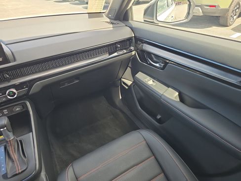 Used 2025 Honda CR-V Sport Touring image 12
