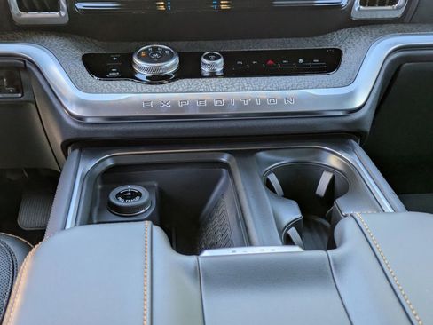 New 2025 Ford Expedition Tremor image 27