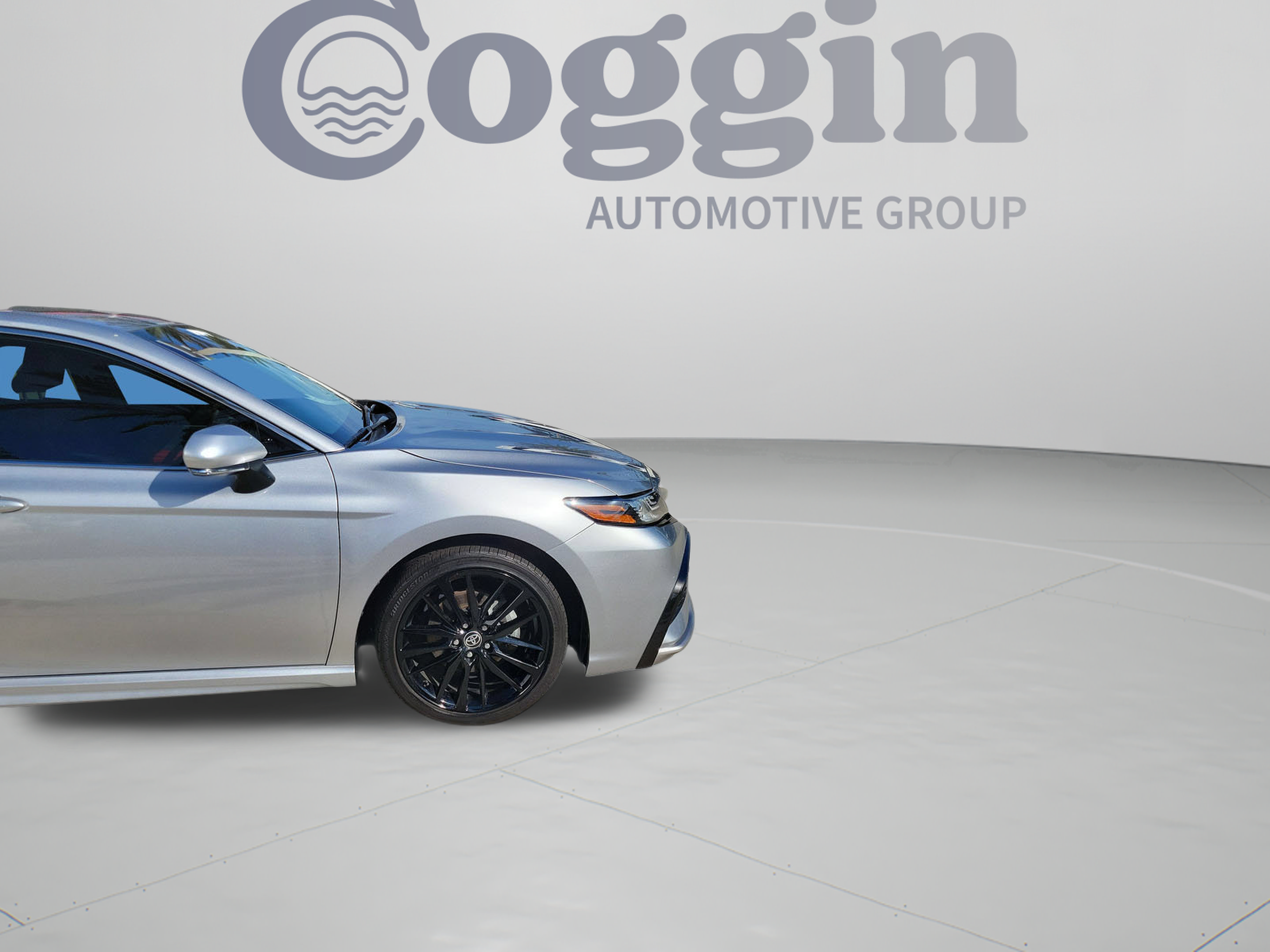 Used 2022 Toyota Camry XSE FWD image 35