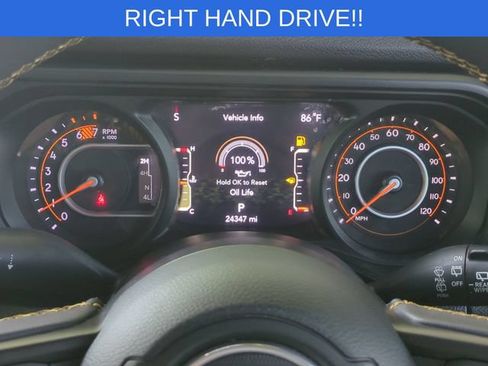 Used 2024 Jeep Wrangler Unlimited Sport w/ Convenience Group AWD/4WD image 19