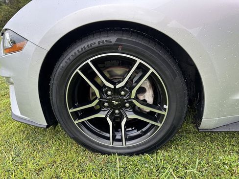 Used 2019 Ford Mustang Premium image 24