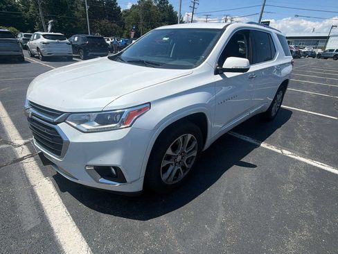 Used 2020 Chevrolet Traverse Premier AWD/4WD image 1