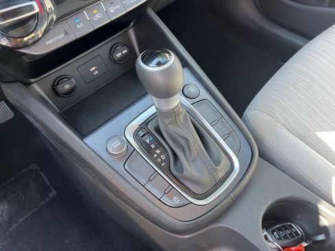 Used 2023 Hyundai Kona SEL image 18