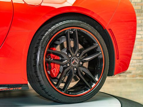 Used 2015 Chevrolet Corvette Stingray Coupe w/ 2LT Preferred Equipment Group image 16