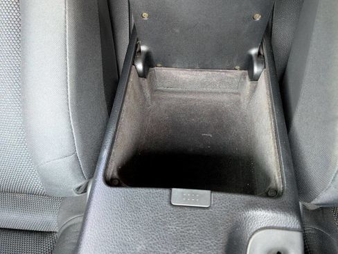 Used 2006 Nissan 350Z Enthusiast w/ (N93) Cargo Convenience Pkg image 30