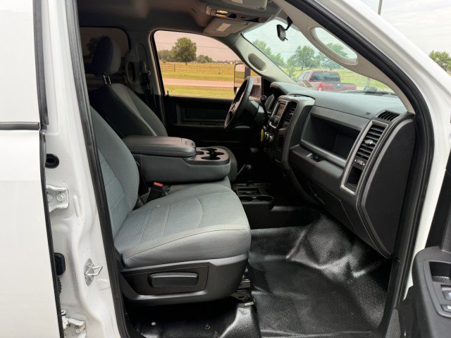 Used 2018 RAM 3500 Tradesman w/ Chrome Appearance Group AWD/4WD image 8