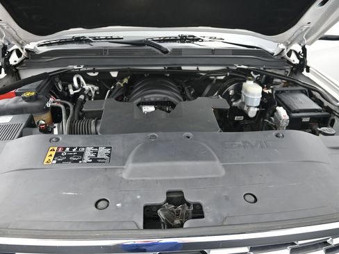 Used 2020 GMC Yukon XL Denali w/ Open Road Package image 25