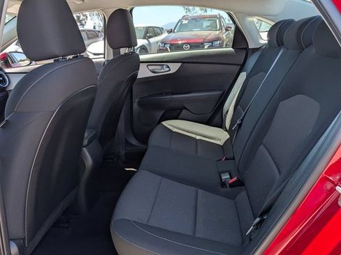 Used 2024 Kia Forte LXS FWD image 11
