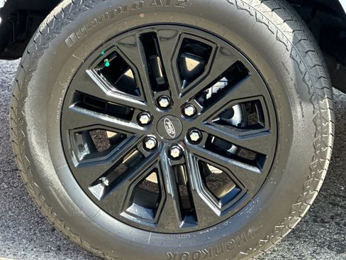 Used 2025 Ford F150 Lariat w/ Equipment Group 501A Mid AWD/4WD image 33