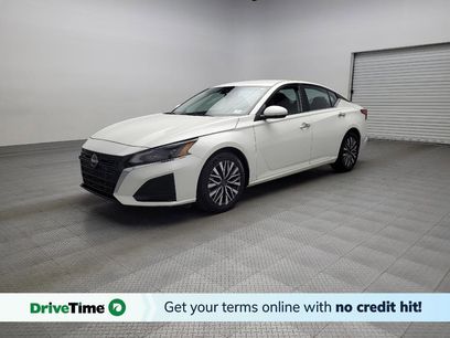 Used 2023 Nissan Altima 2.5 SV