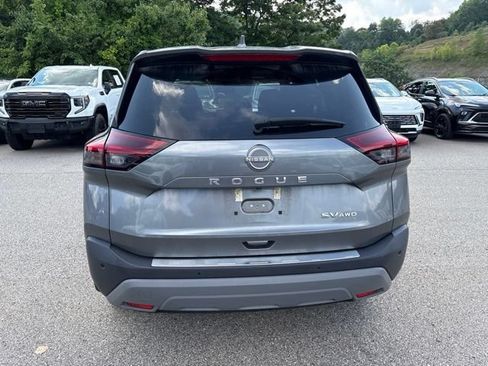 Certified 2023 Nissan Rogue SV AWD/4WD image 4