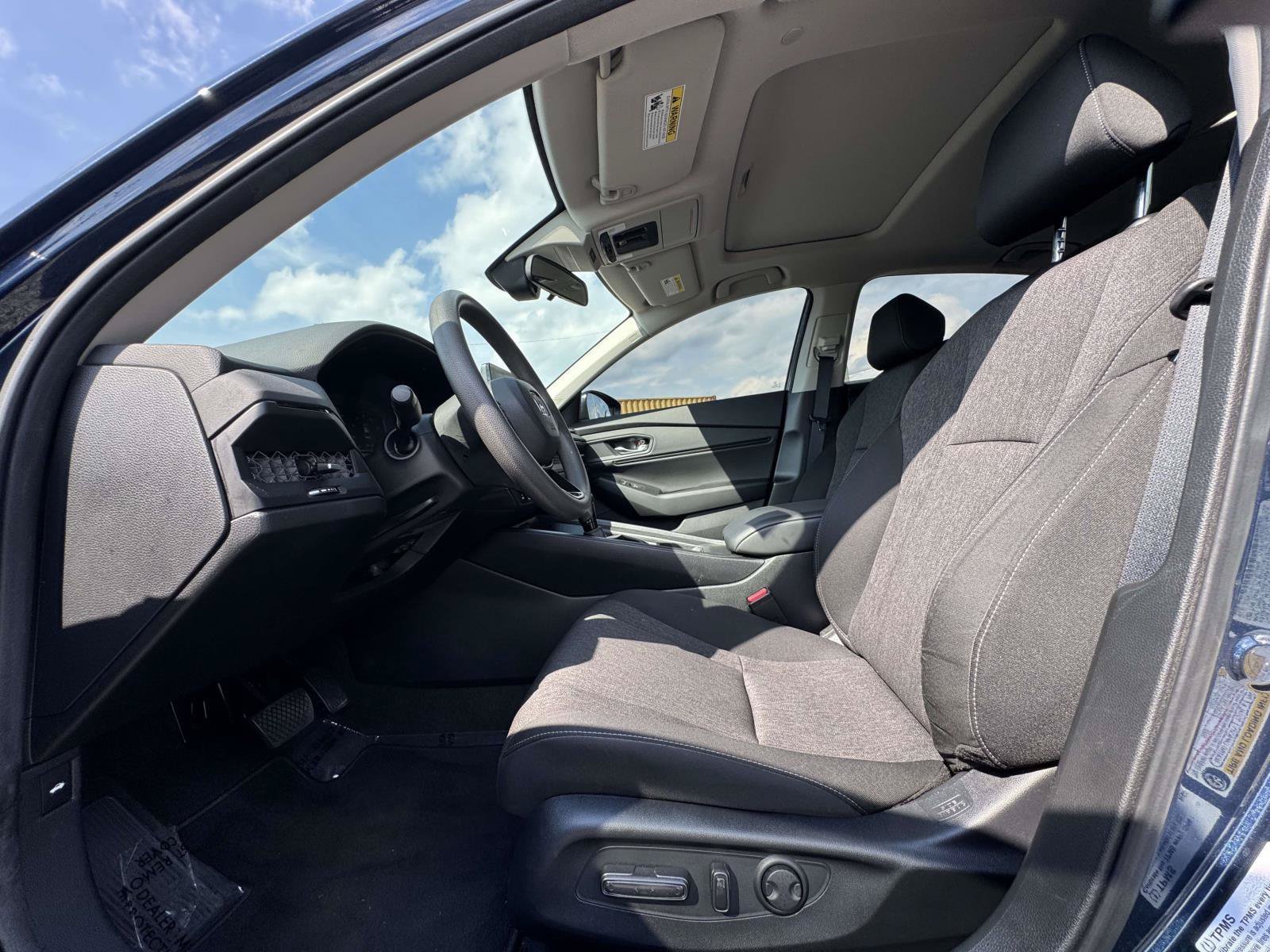 Used 2024 Honda Accord EX image 24
