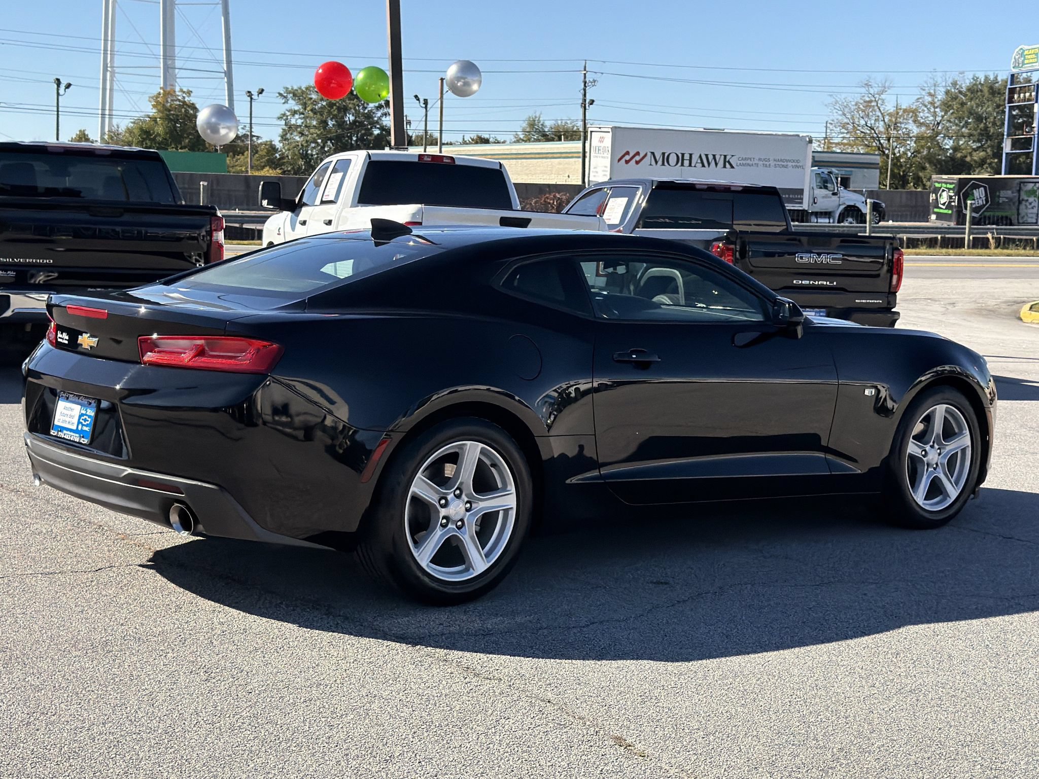 Used 2016 Chevrolet Camaro LT RWD image 19