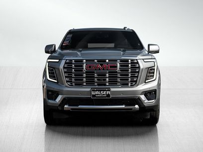 New 2026 GMC Yukon XL Denali w/ Sun & Power Step Package