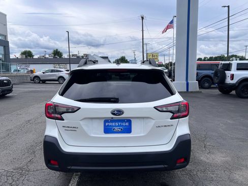 Used 2023 Subaru Outback Premium AWD/4WD image 9