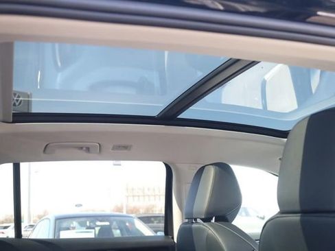 New 2026 Volkswagen Tiguan SE image 21