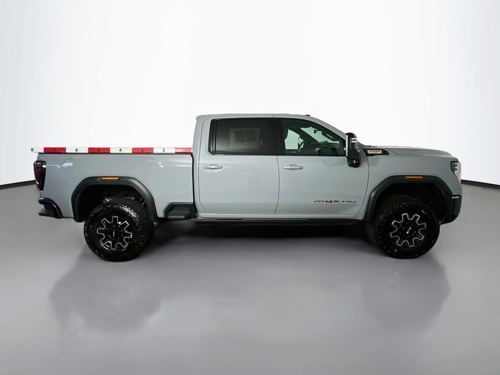 Used 2024 GMC Sierra 2500 AT4X AWD/4WD image 8