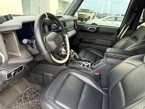 Used 2025 Ford Bronco Big Bend AWD/4WD image 9