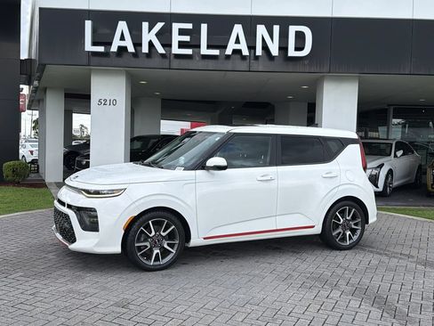 Used 2021 Kia Soul Turbo FWD image 2